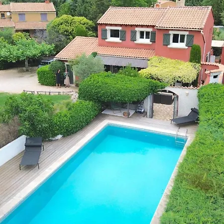 Vakantiehuis L Hacienda Rochefort-du-Gard