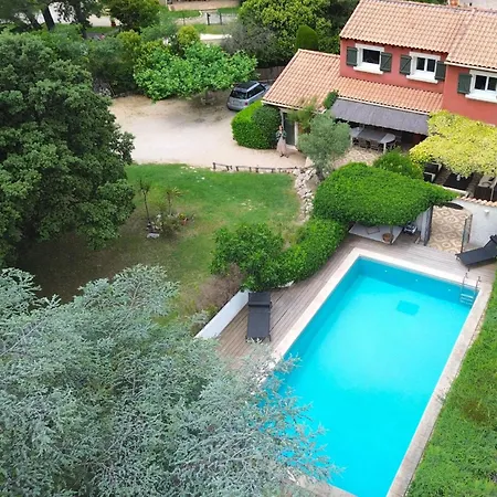 L Hacienda *