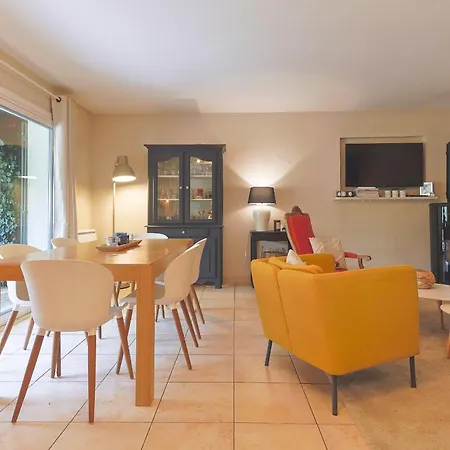 L Hacienda * Rochefort-du-Gard