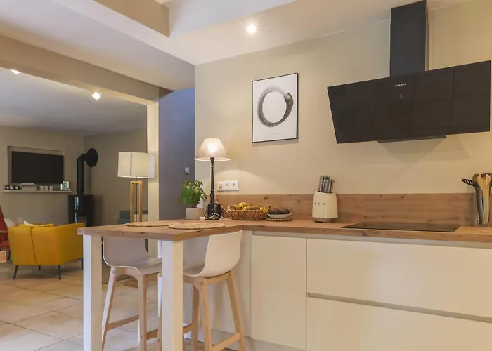 L Hacienda Hébergement de vacances Rochefort-du-Gard