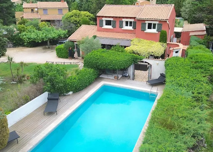 Hébergement de vacances L Hacienda Rochefort-du-Gard